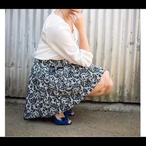 Lace print skirt